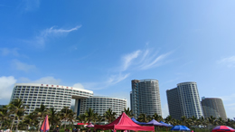 8月18日，美兰机场预计进出港航班525架次